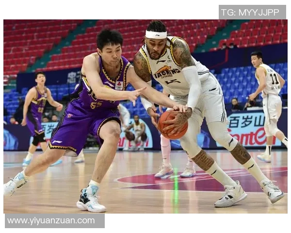 北京篮球队球员个人能力分析与战术配合的深度探讨 北京篮球队球员个人能力分析与战术配合的深度探讨