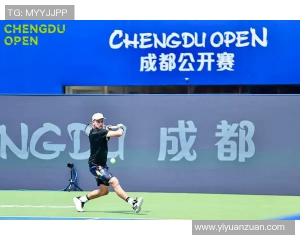 成都网球队在大师赛中的灵活性表现引发热议与思考 成都网球队在大师赛中的灵活性表现引发热议与思考