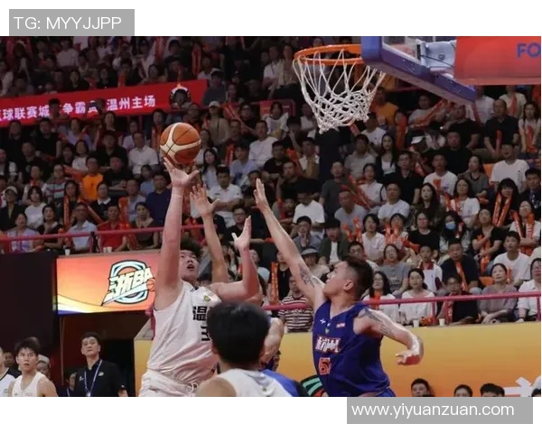 杭州篮球队在挑战赛中以62分高居积分榜首位展现强劲实力 杭州篮球队在挑战赛中以62分高居积分榜首位展现强劲实力