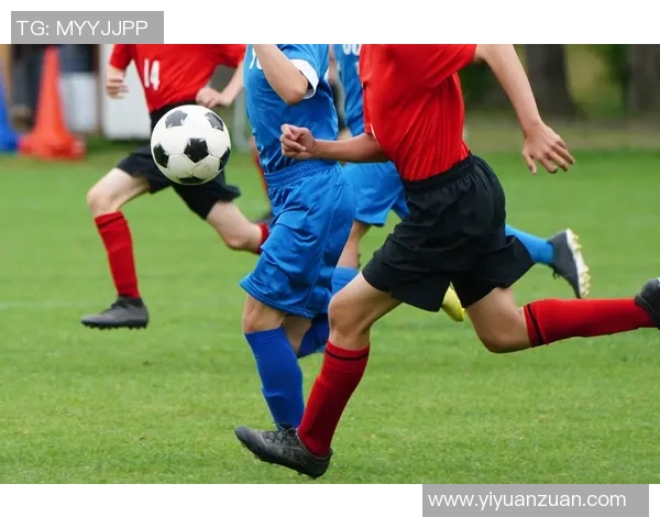 足球明星肤色对比哪位球员在场上更显白皙魅力