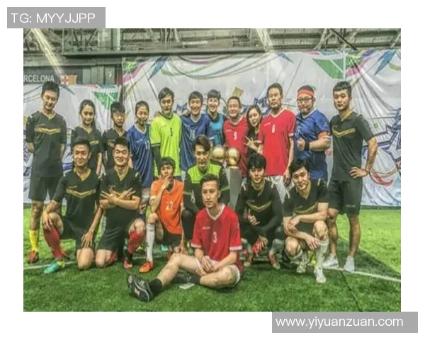 足球明星与主持人的精彩对话揭示运动背后的故事与激情 足球明星与主持人的精彩对话揭示运动背后的故事与激情